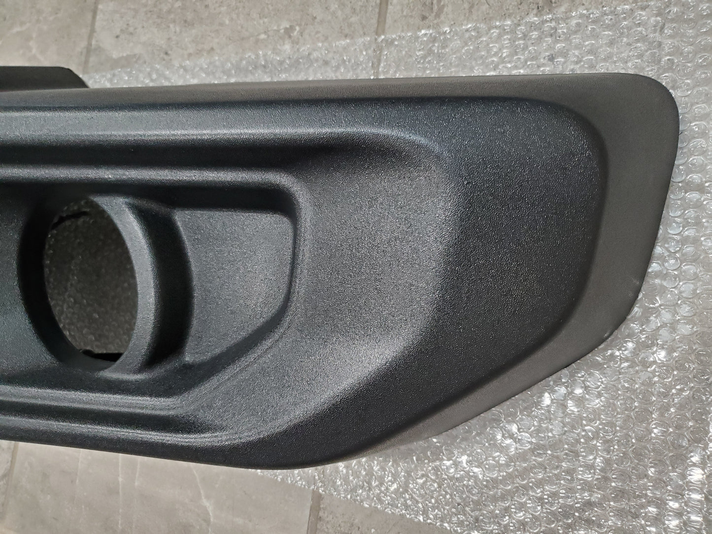 2018-2025 Jeep Wrangler JL Gladiator JT Sport Front Bumper OEM No Splash Guards or Fog Lights