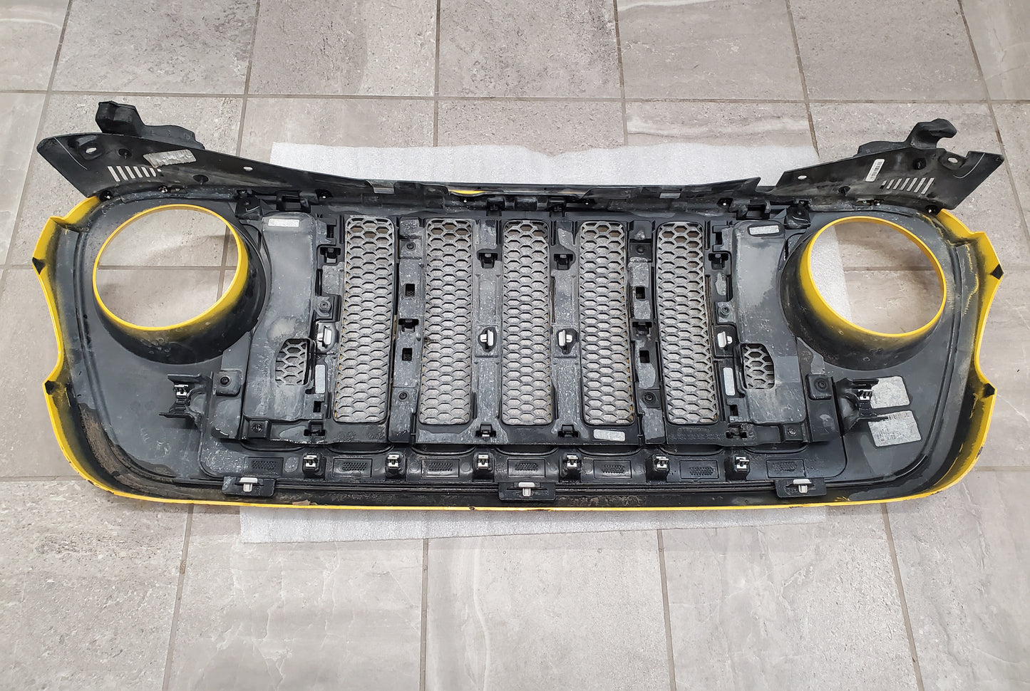 2018-2025 Jeep Wrangler JL Gladiator JT Sport Grille OEM Hella Yella 6BY75TRMAC