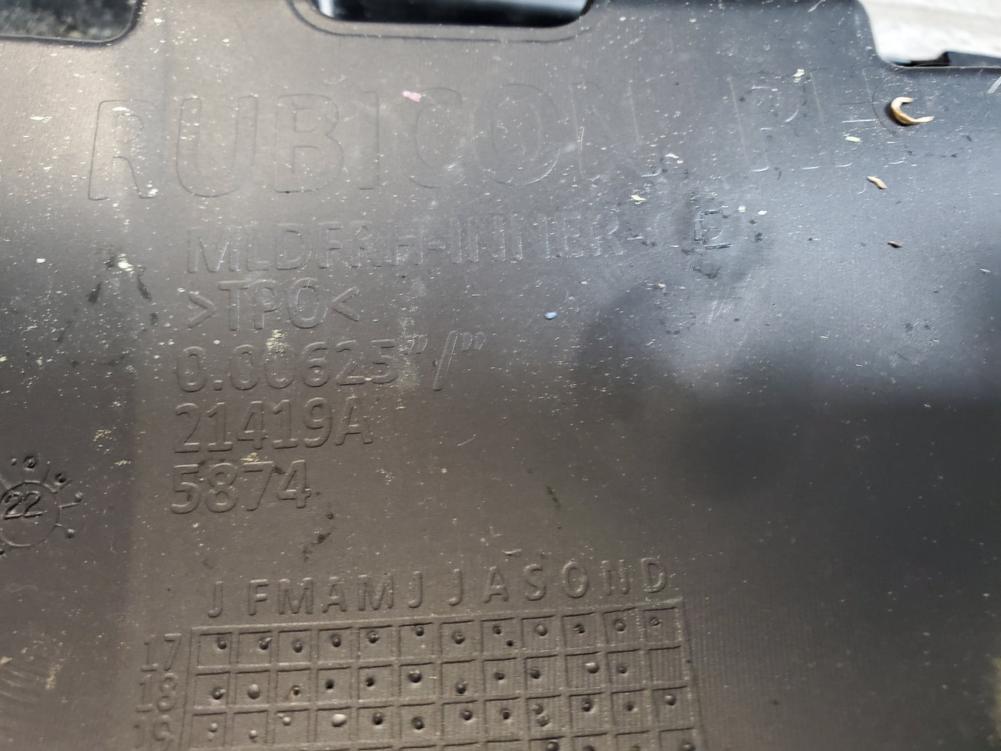 2018-2025 Jeep Wrangler JL Gladiator JT Rubicon Front Right Fender Flare Inner Support