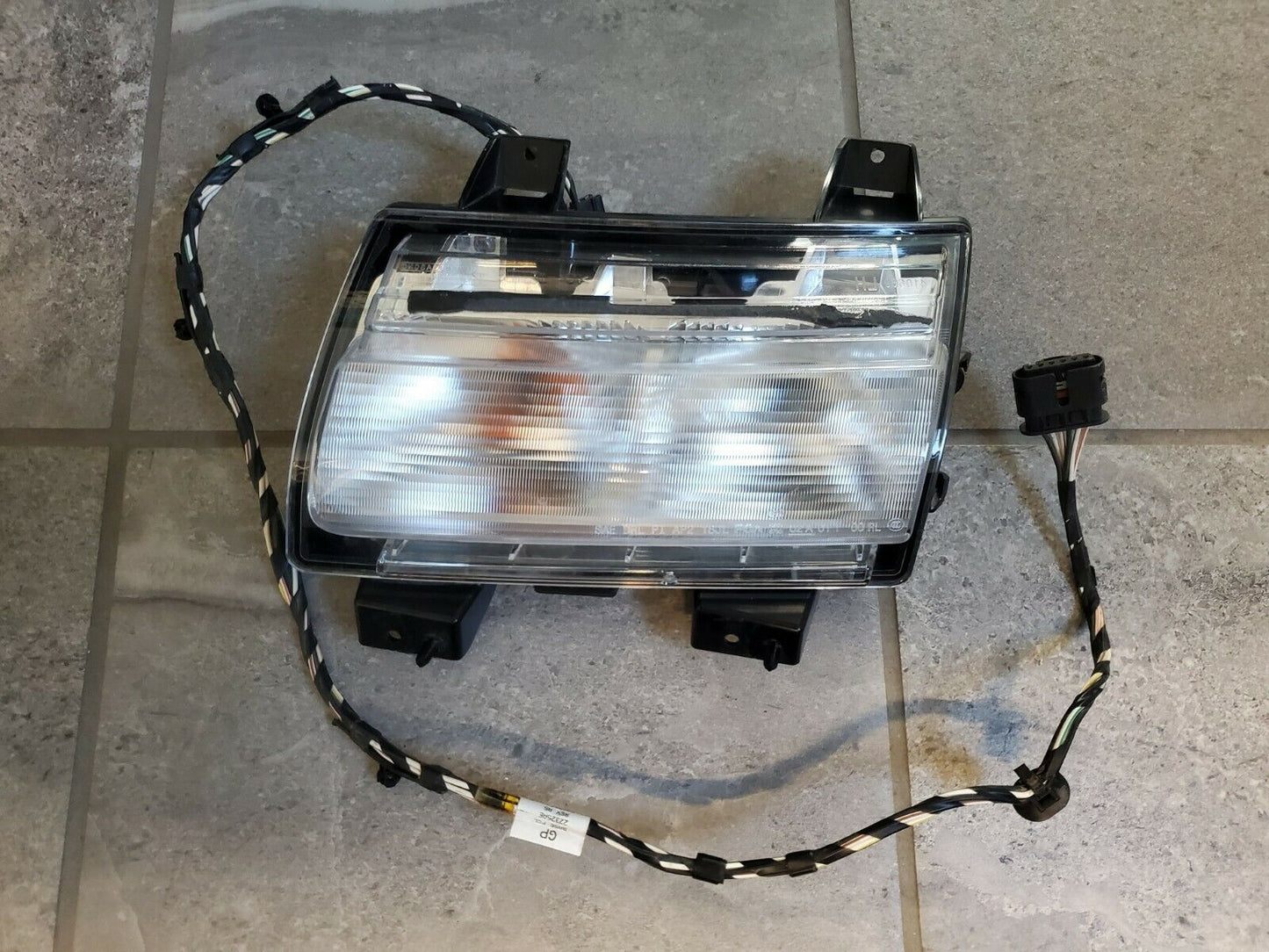 2018-2025 Jeep Wrangler JL Gladiator JT Halogen DRL OEM Left Drivers Side 68293127AE