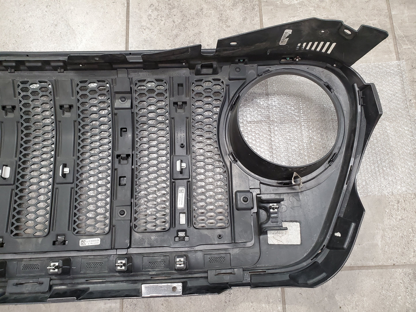 2018-2025 Jeep Wrangler JL Gladiator JT Sahara Grille OEM Granite Crystal 6BY79TRMAB