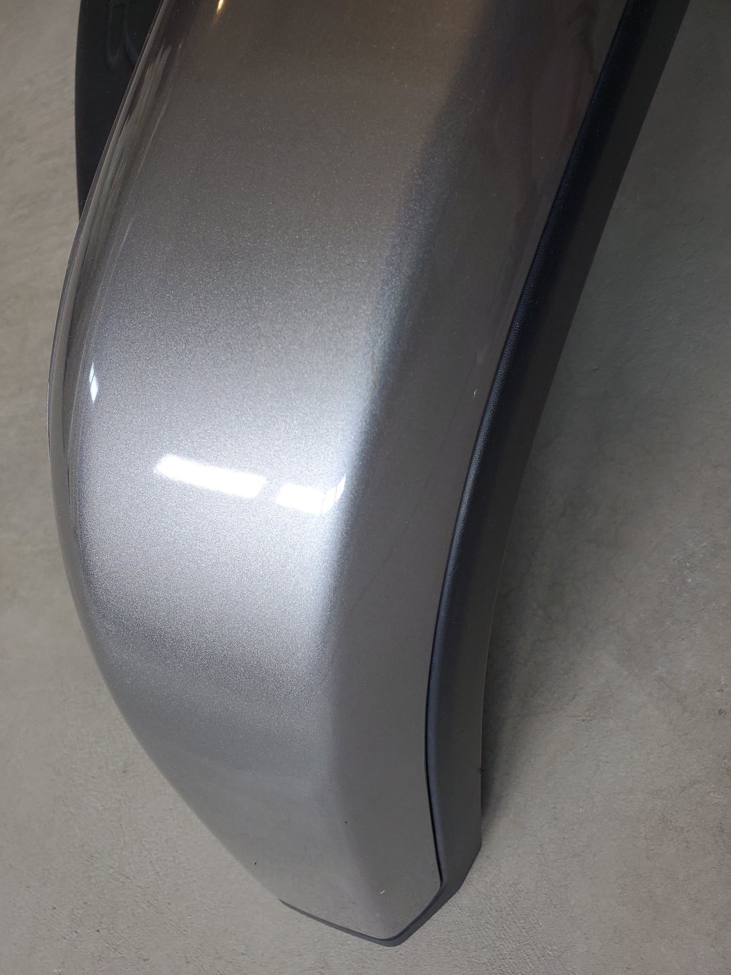 2018-2023 Jeep Wrangler JL Rubicon Rear Right Passenger Side Fender Flare Silver Metallic with Liner