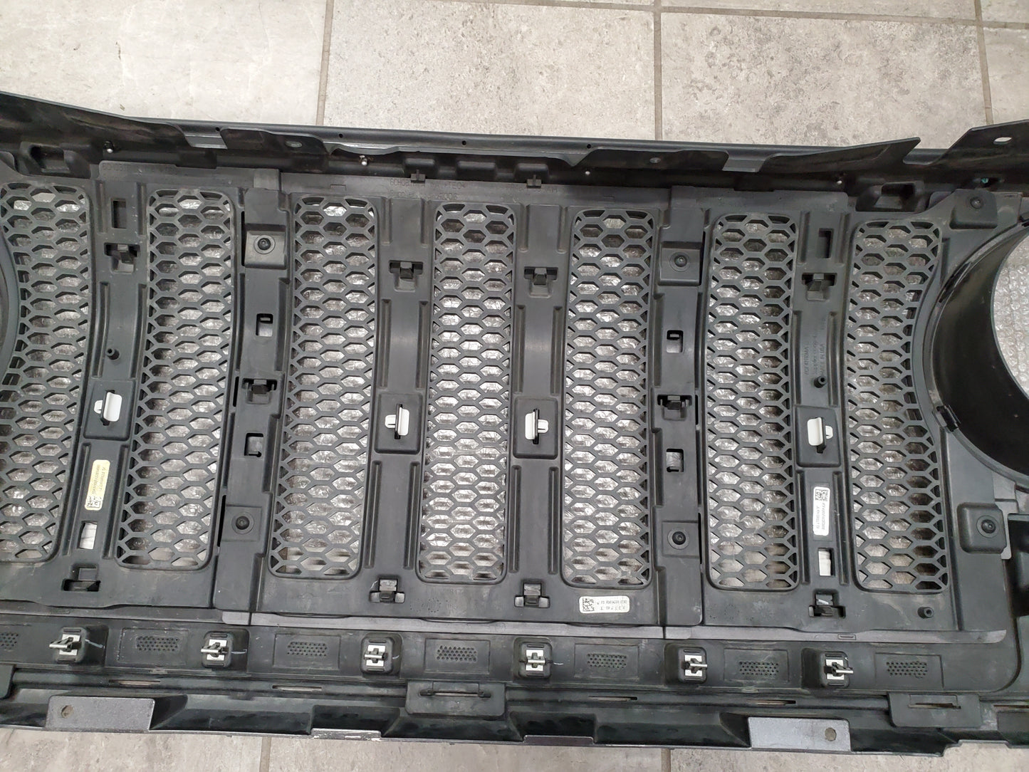 2018-2025 Jeep Wrangler JL Gladiator JT Sahara Grille OEM Granite Crystal 6BY79TRMAB