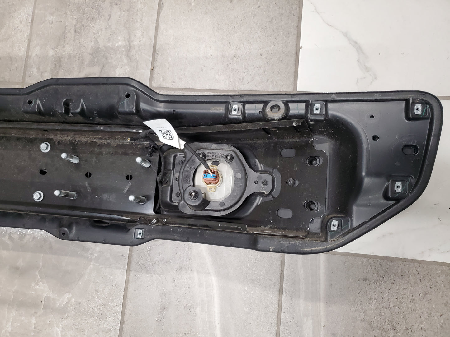 2018-2025 Jeep Wrangler JL Gladiator JT Sport Front Bumper OEM With Fog Lights No Splash Guards