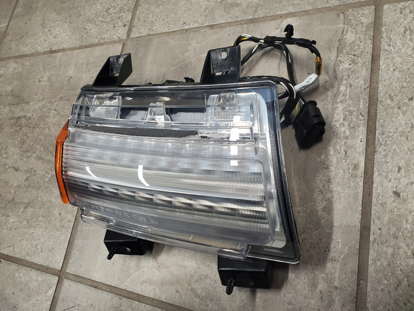 2018-2025 Jeep Wrangler JL Gladiator JT Fender Flares LED DRL Running Light Right 55112884AG