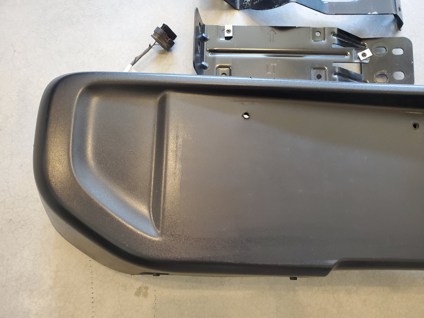 2018-2026 Jeep Wrangler JL Rear Bumper OEM No End Caps, No Park Assist With Brackets