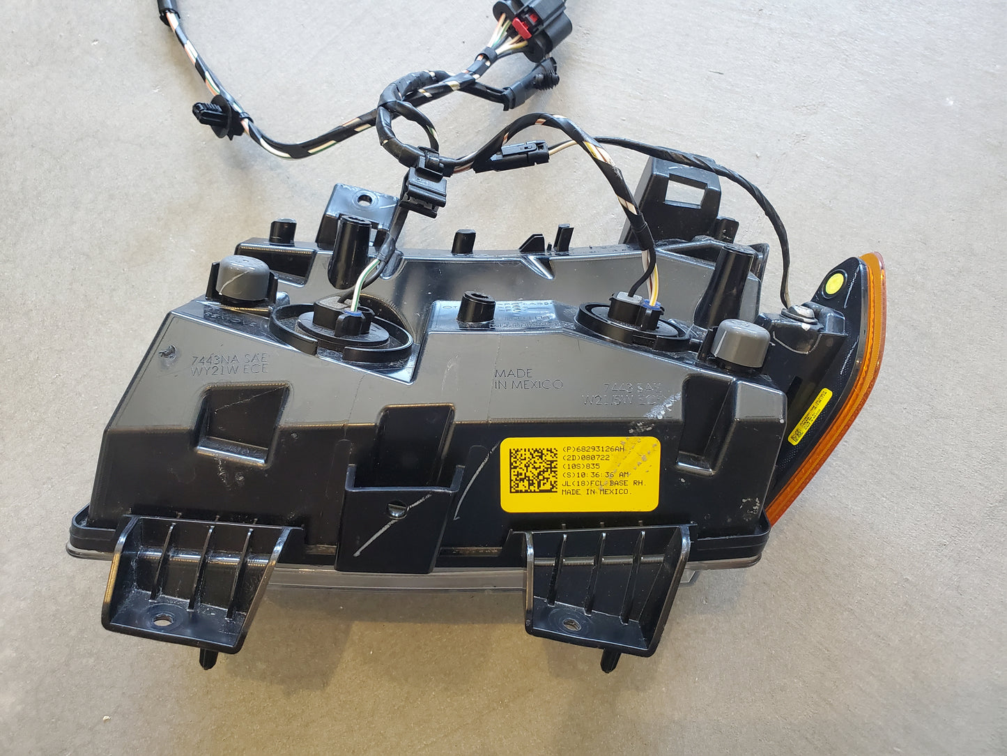 2018-2026 Jeep Wrangler JL Gladiator JT Halogen DRL Front Right Passenger Side 68293126AH