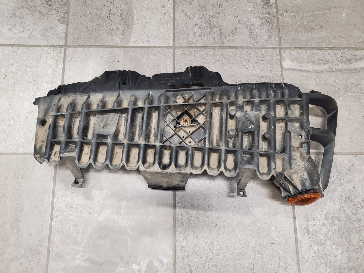 2007-2018 Jeep Wrangler JK Fender Flare Support Front Right Passenger Side 55078134AF