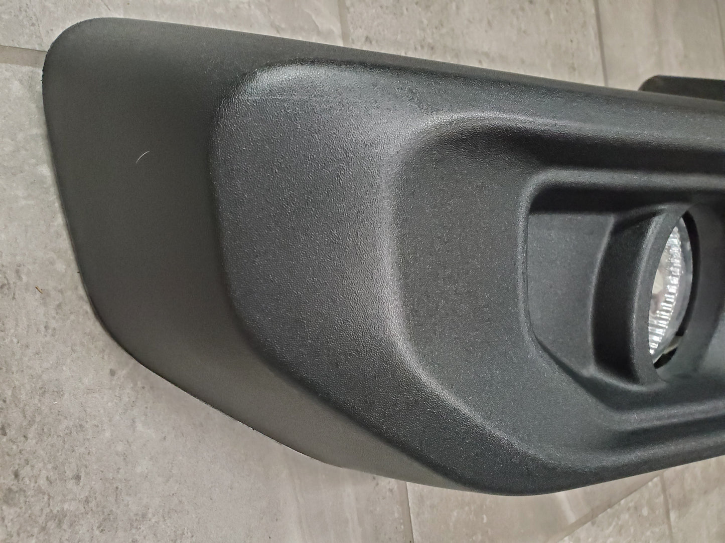 2018-2025 Jeep Wrangler JL Gladiator JT Sport Front Bumper OEM With Fog Lights No Splash Guards