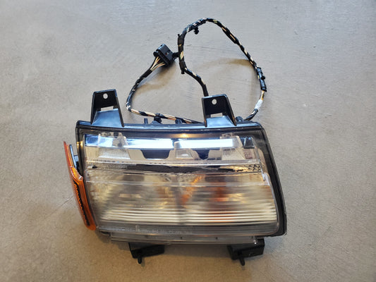 2018-2026 Jeep Wrangler JL Gladiator JT Halogen DRL Front Right Passenger Side 68293126AH