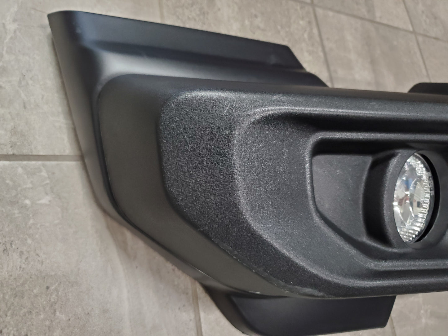 2018-2025 Jeep Wrangler JL Gladiator JT Sport Front Bumper With Halogen Fog Lights, Tow Hooks