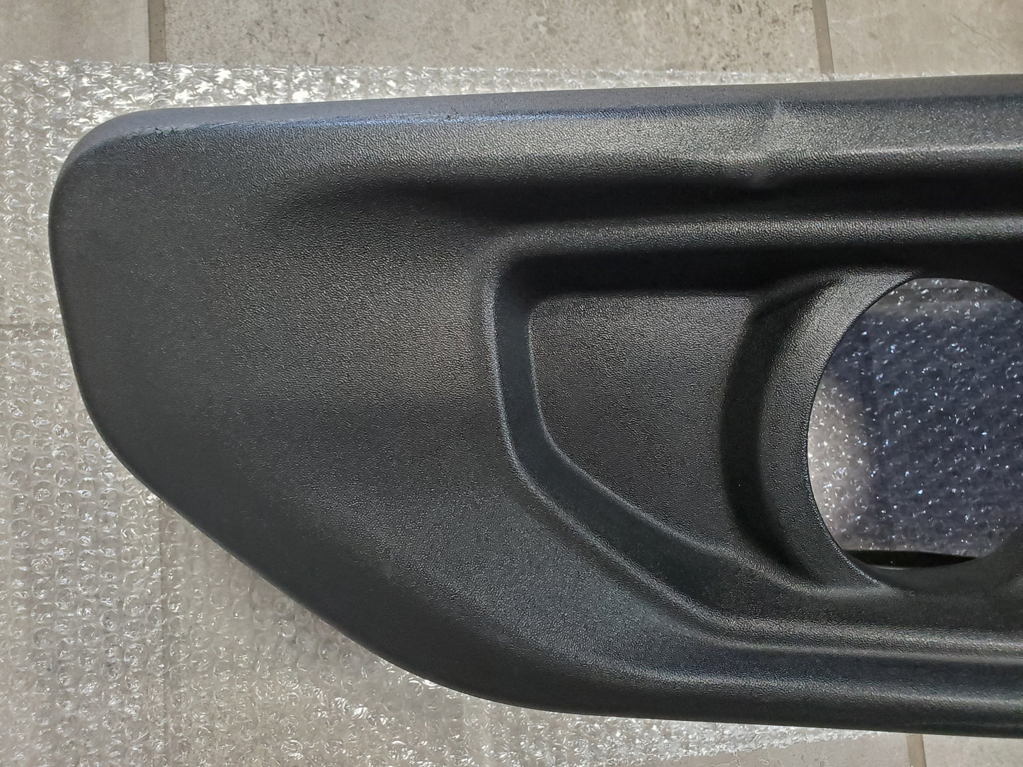 2018-2025 Jeep Wrangler JL Gladiator JT Sport Front Bumper OEM No Splash Guards or Fog Lights