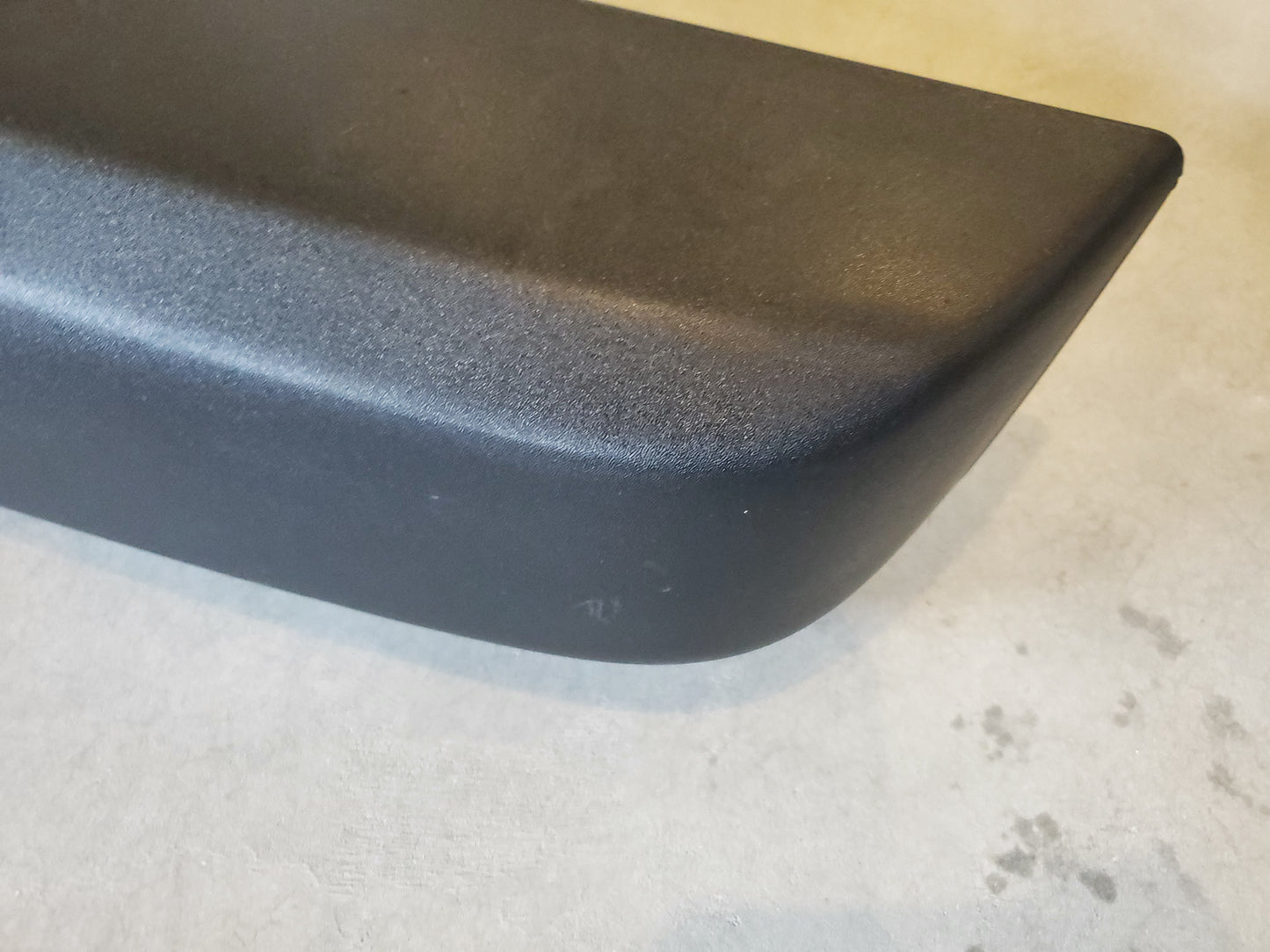 2007-2018 Jeep Wrangler JK Front Bumper OEM With Silver Cover and Fog Lights