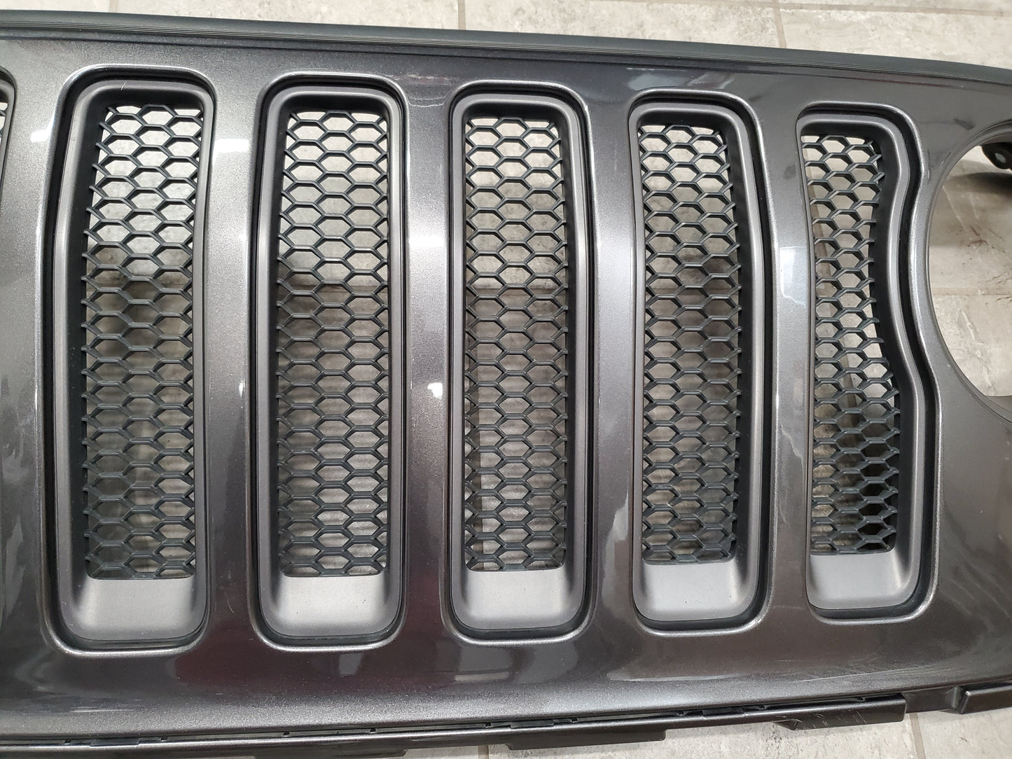 2018-2025 Jeep Wrangler JL Gladiator JT Sahara Grille OEM Granite Crystal 6BY79TRMAB