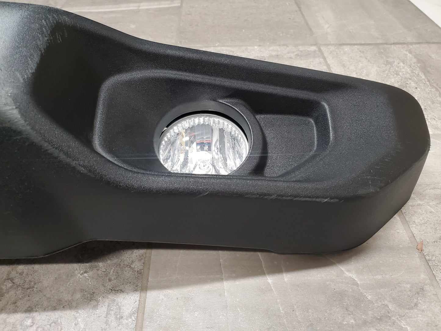 2018-2025 Jeep Wrangler JL Gladiator JT Sport Front Bumper OEM With Fog Lights No Splash Guards