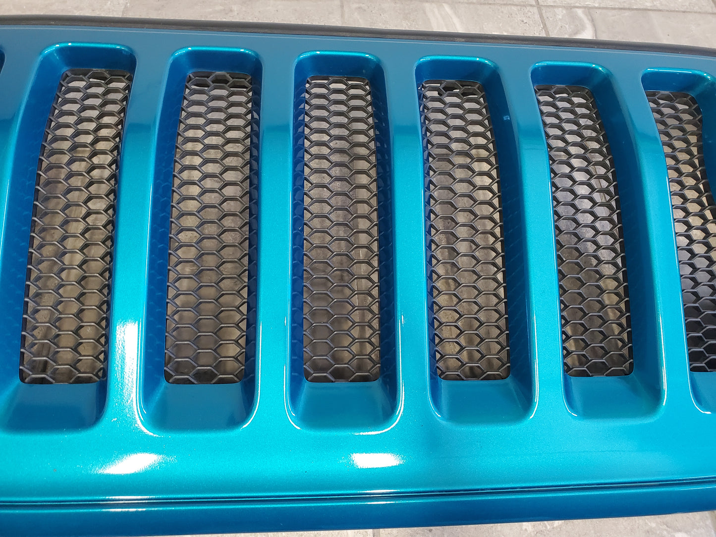 2018-2025 Jeep Wrangler JL Gladiator JT Sport Grille OEM Bikini Pearl 6BY75TRMAC