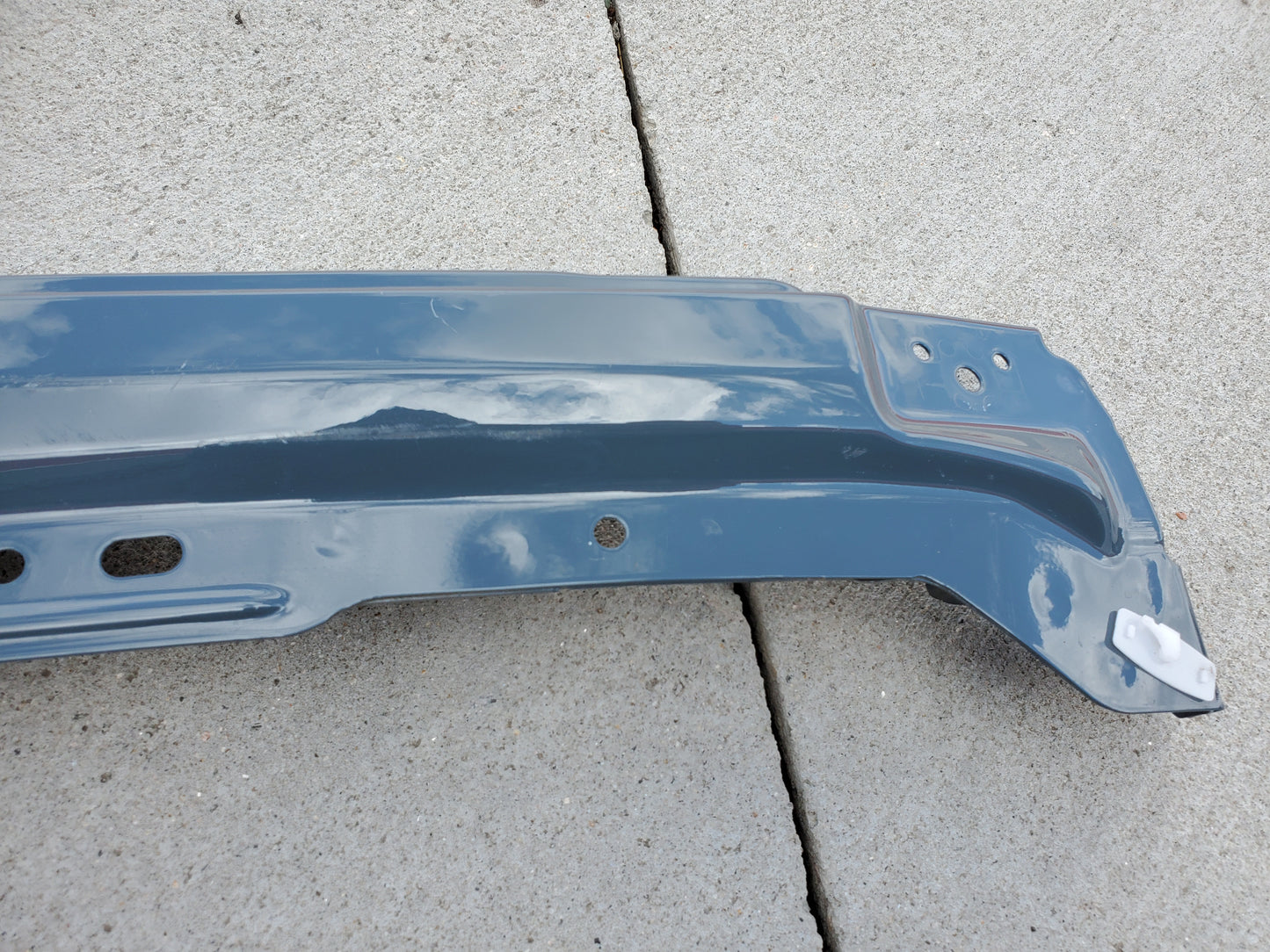 2018-2025 Jeep Wrangler JL Gladiator JT Front Right Fender OEM Sting Gray
