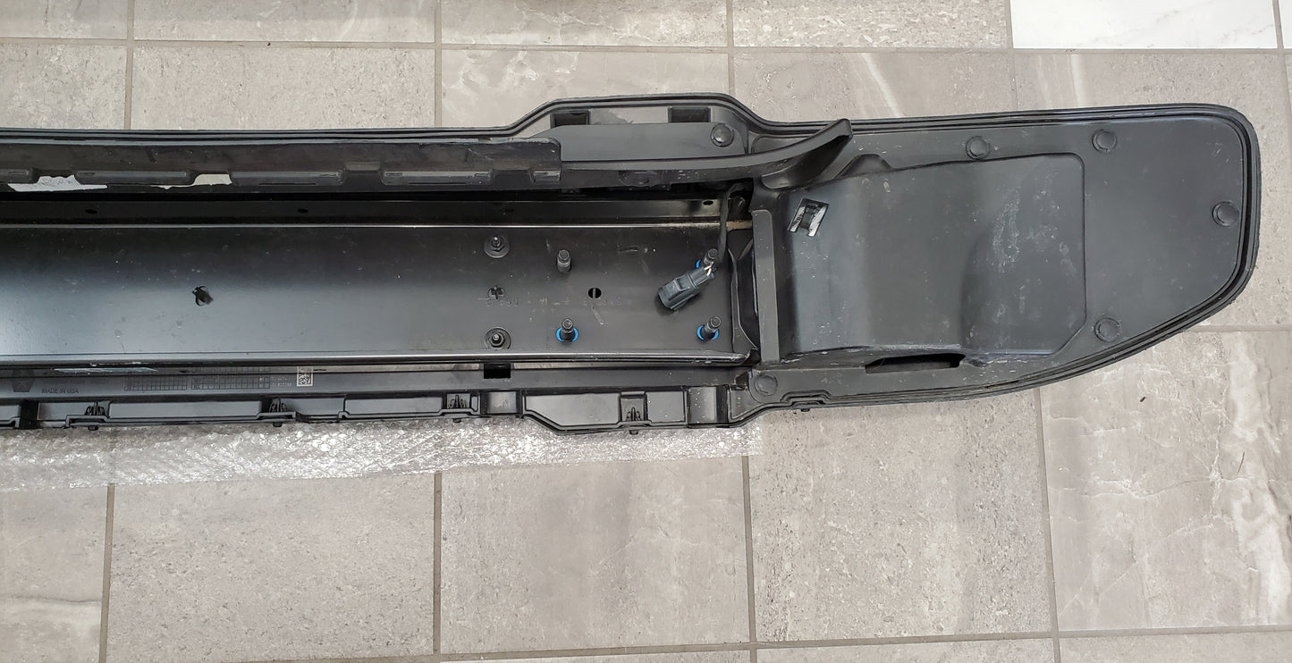2018-2025 Jeep Wrangler JL Gladiator JT 4Xe Front Bumper With LED Fog Lights, Blue Tow Hooks