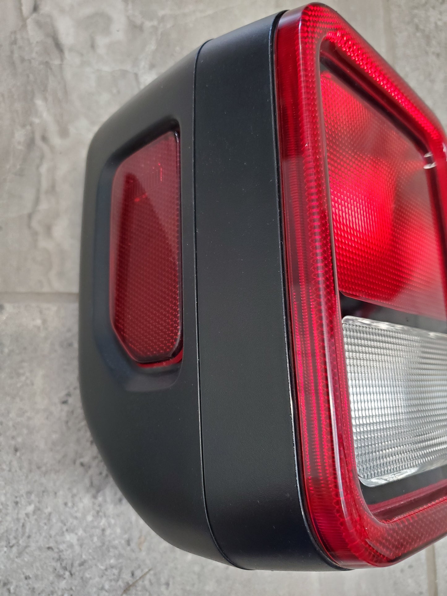 2020-2025 Jeep Gladiator JT Tail Light Left Driver's Side OEM 68336577AF