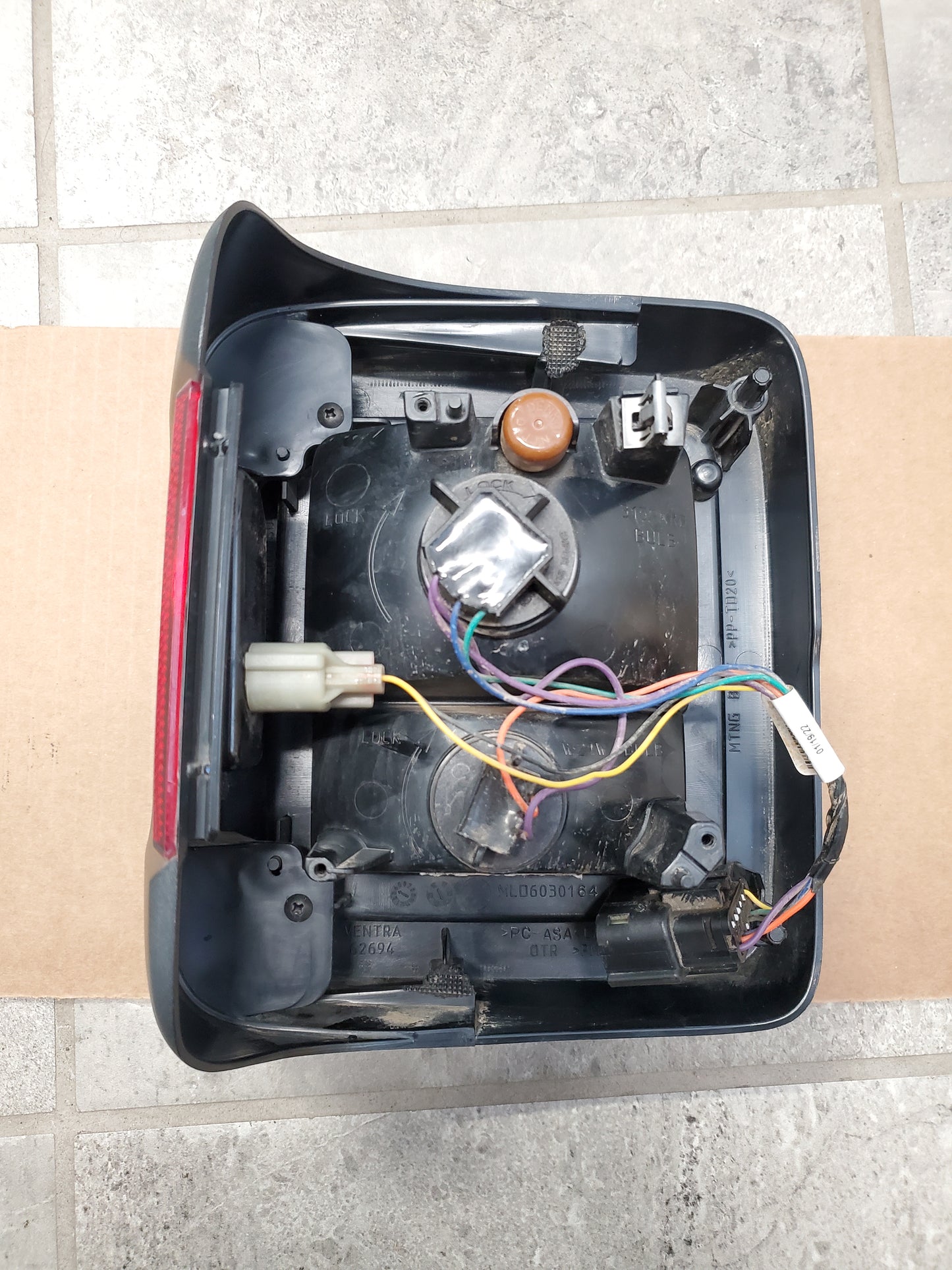 2018-2025 Jeep Wrangler JL Halogen Tail Light Right Pass Side OEM 55112890AG