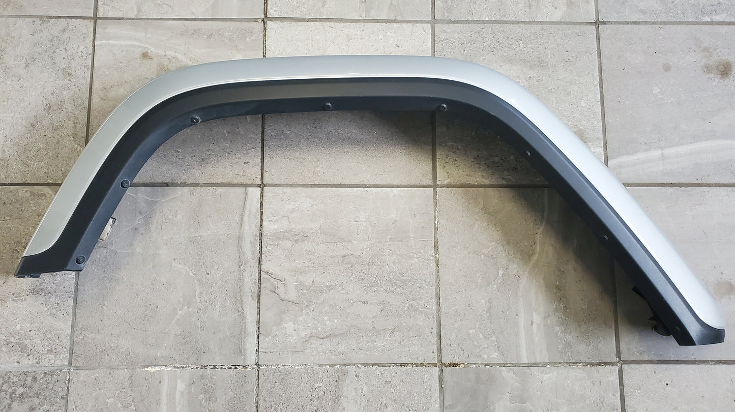 2018-2025 Jeep Wrangler JL Sahara Rear Right Passenger Side Fender Flare Silver Zynith.