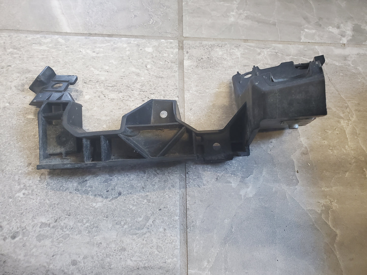 2018-2026 Jeep Wrangler JL Gladiator JT Rubicon Front Right Fender Flare DRL Support