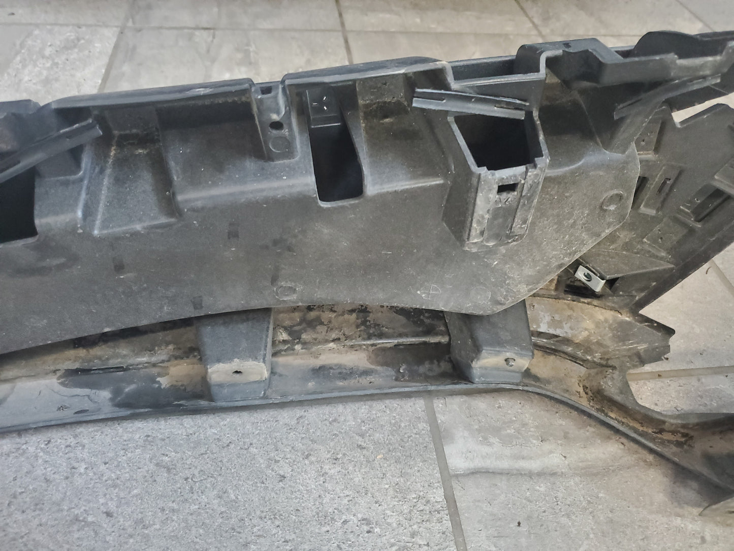 2018-2025 Jeep Wrangler JL Gladiator JT Rubicon Front Left Fender Flare Base
