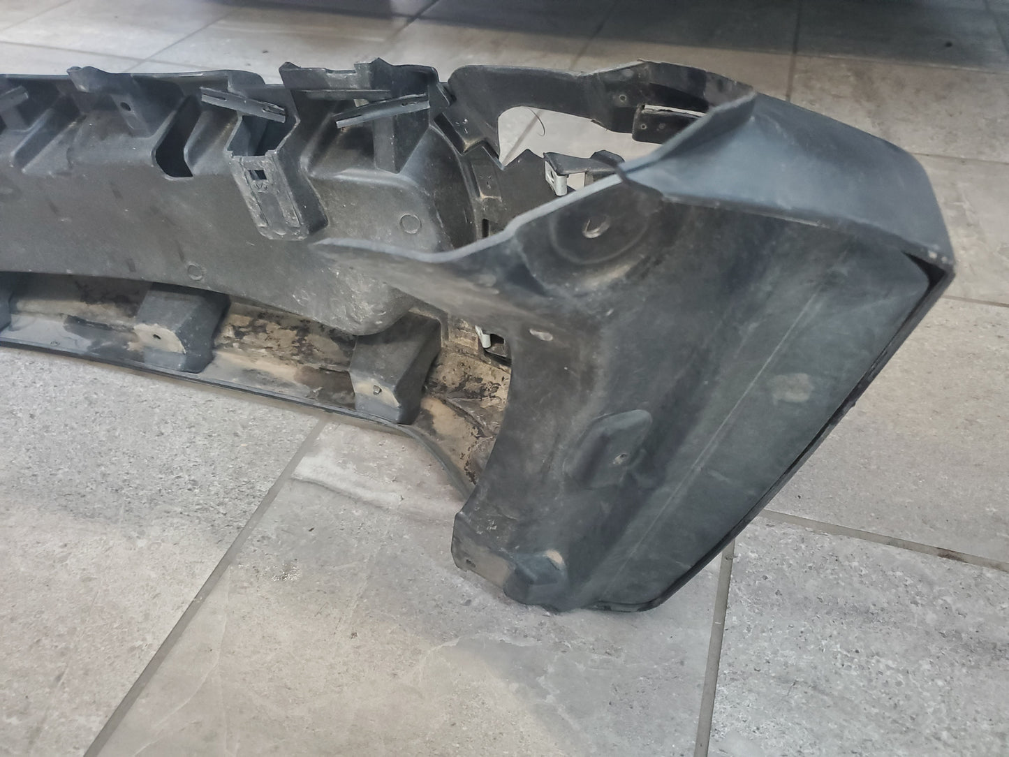 2018-2025 Jeep Wrangler JL Gladiator JT Rubicon Front Left Fender Flare Base