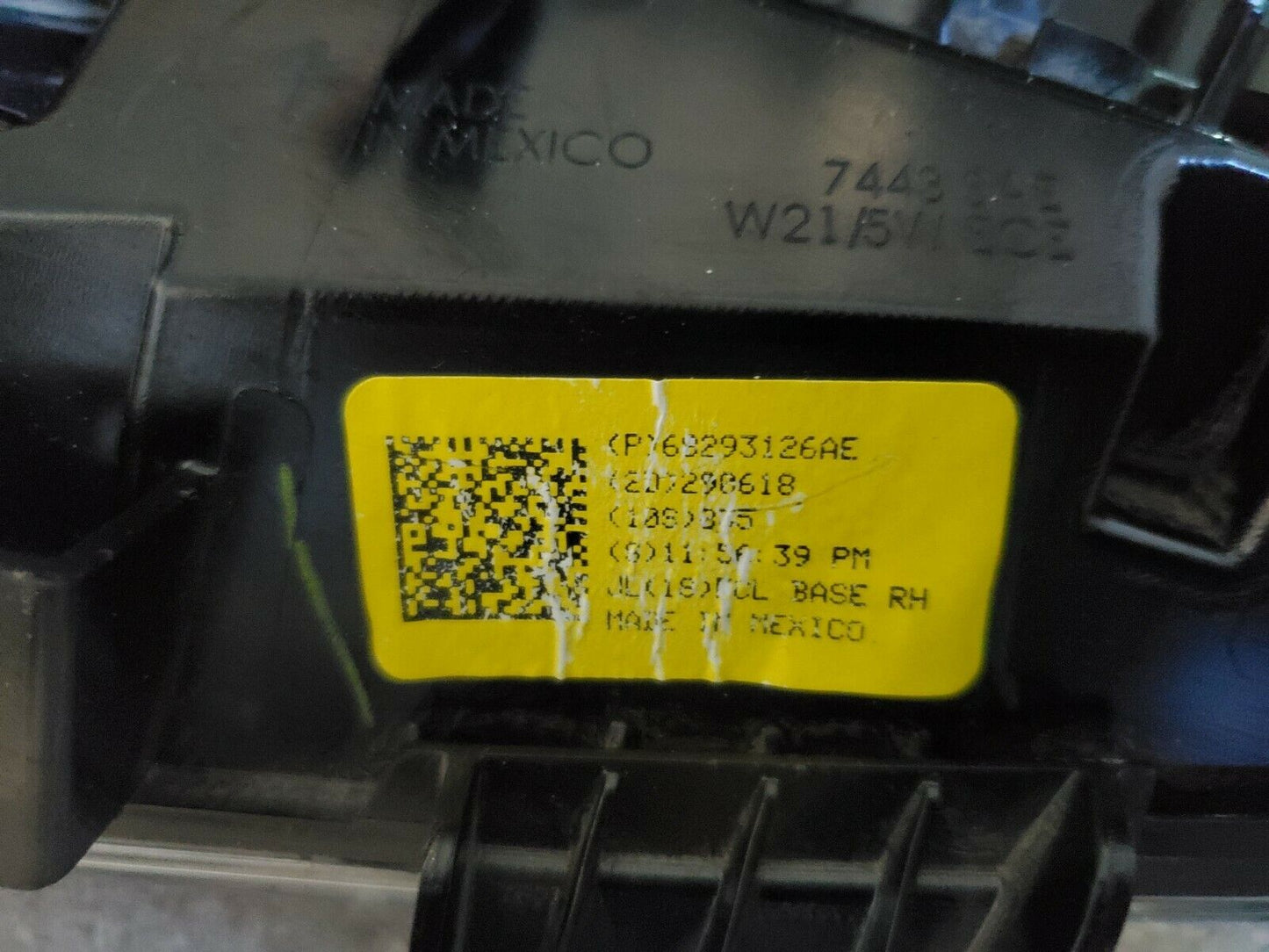 2018-2025 Jeep Wrangler JL Gladiator JT Halogen DRL Front Right Passenger Side 68293126AE
