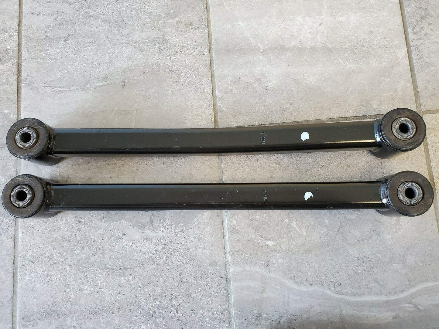 2018-2025 Jeep Wrangler JL Rear Lower Control Arms OEM 68247741AA