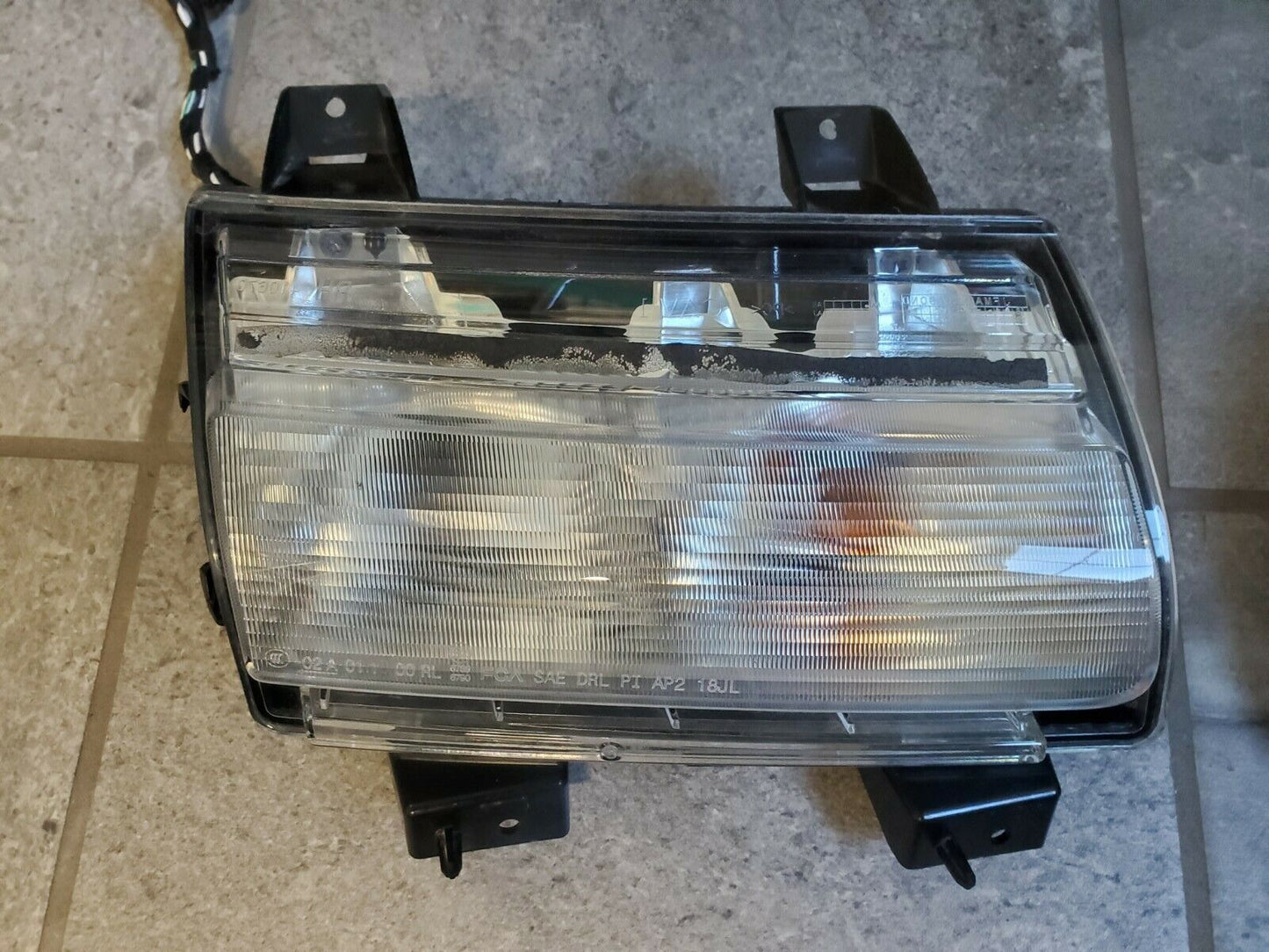 2018-2025 Jeep Wrangler JL Gladiator JT Halogen DRL Front Right Passenger Side 68293126AE